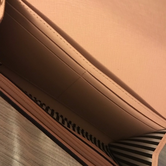 Kate Spade Crossbody - Picture 7 of 7